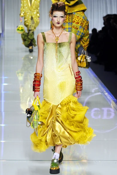 Look 2